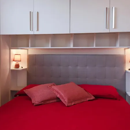 - Sole Attic With View Apartment