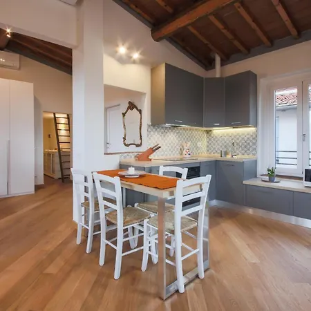 - Sole Attic With View Florence